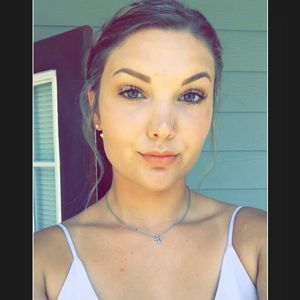 Meet your Posher, Janelle